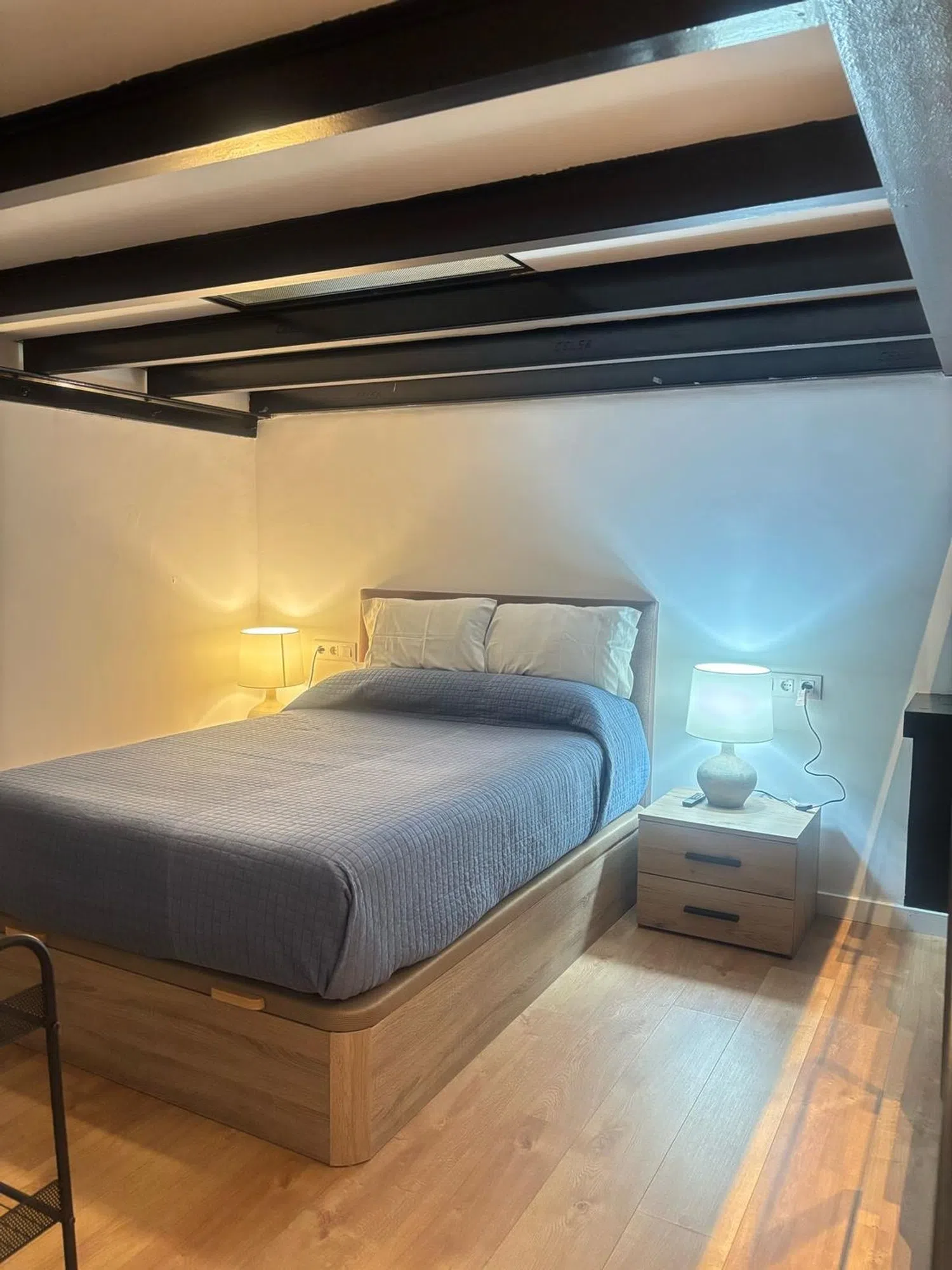 Estudio en calle de Castellbisbal, 47 - Foto 1