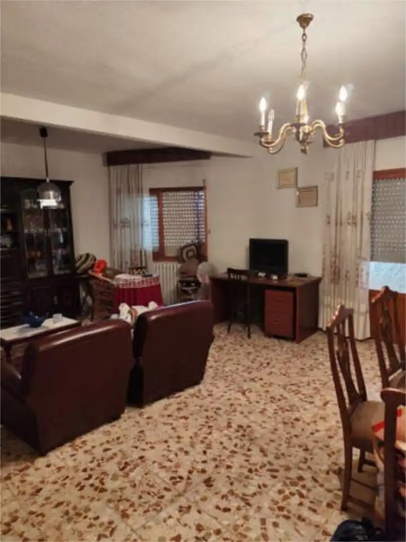 Piso en Fresno de la Fuente - Foto 2