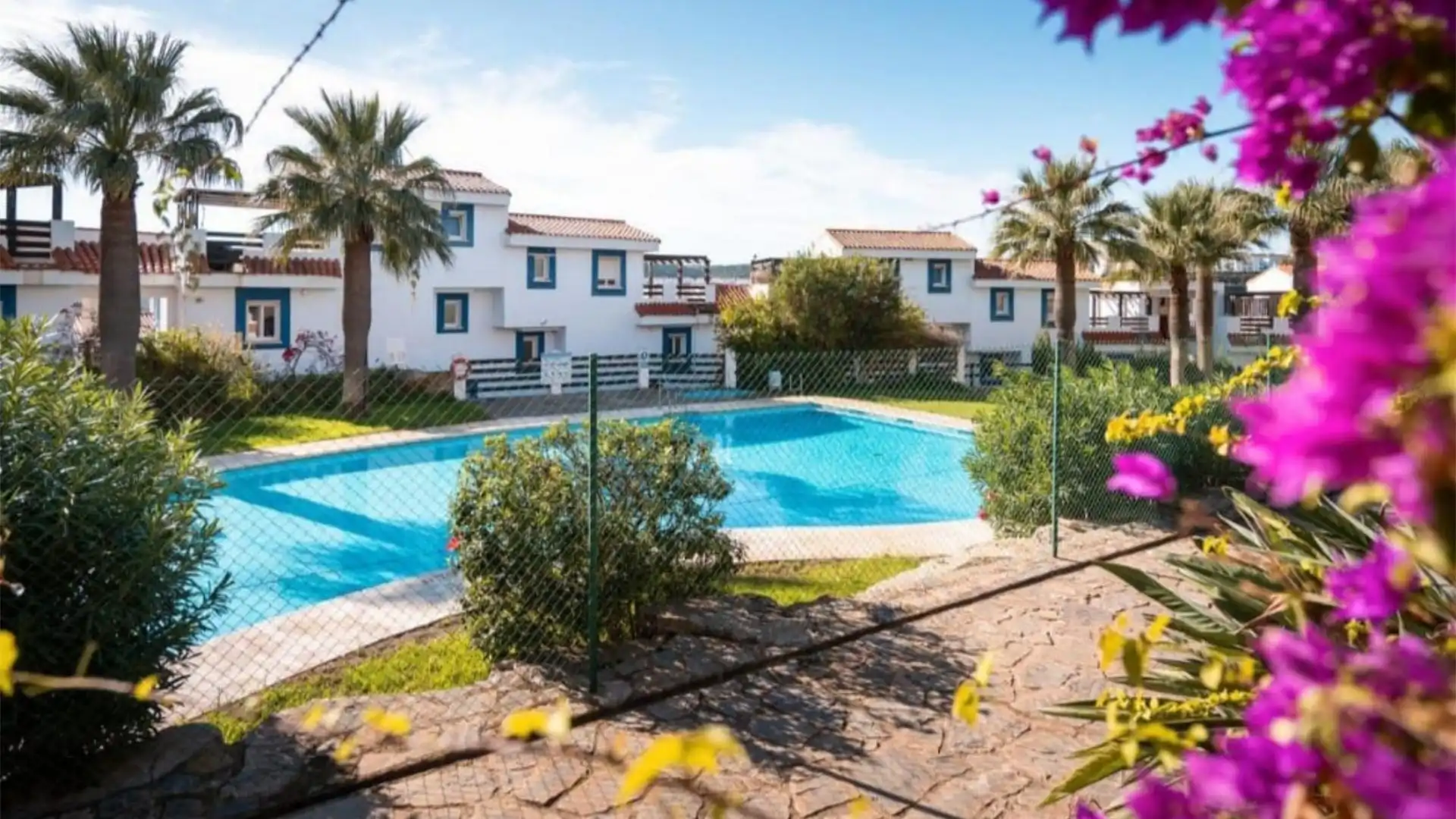 Piso en  Calle Almendro el 4 - Foto 1