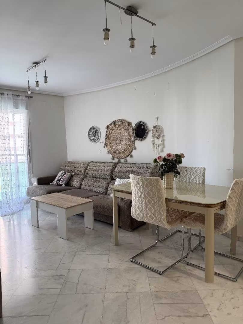 Piso en  Avinguda Mestral 5