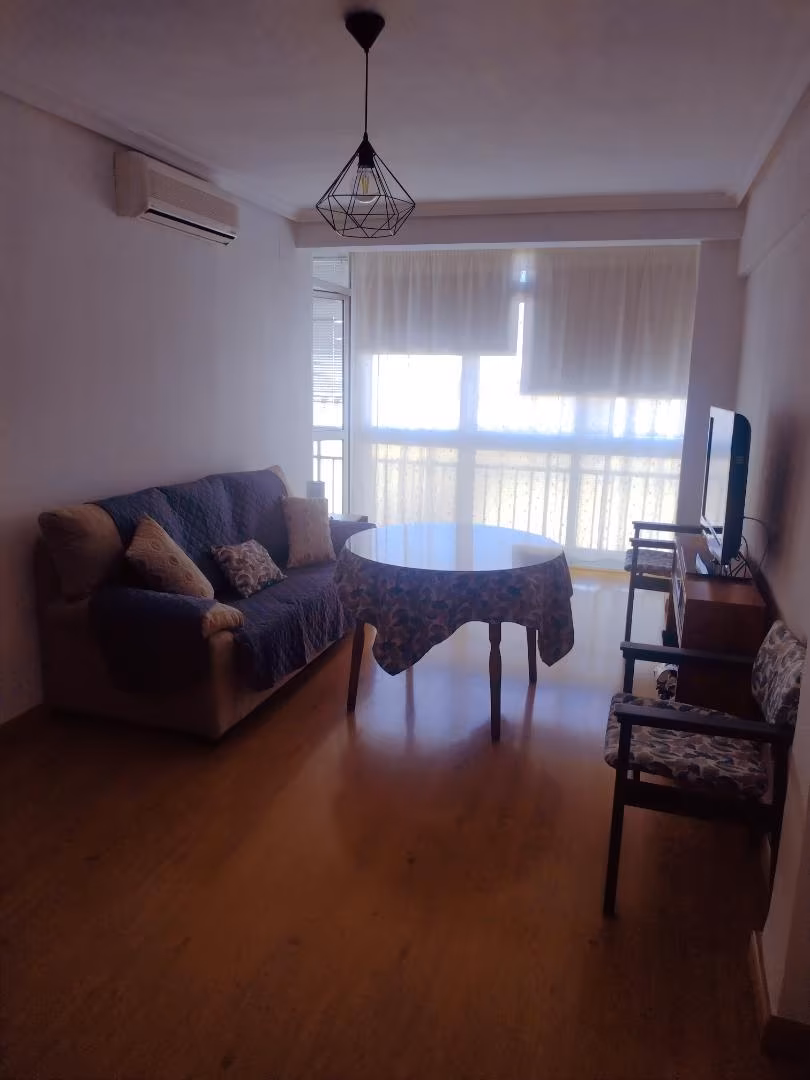 Piso en  Calle Sanguino Michel 6