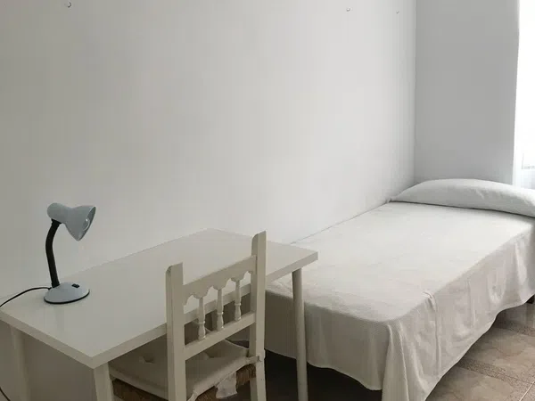 Piso en Calle Tarfia, 17, Reina Mercedes - Heliópolis - Foto 1