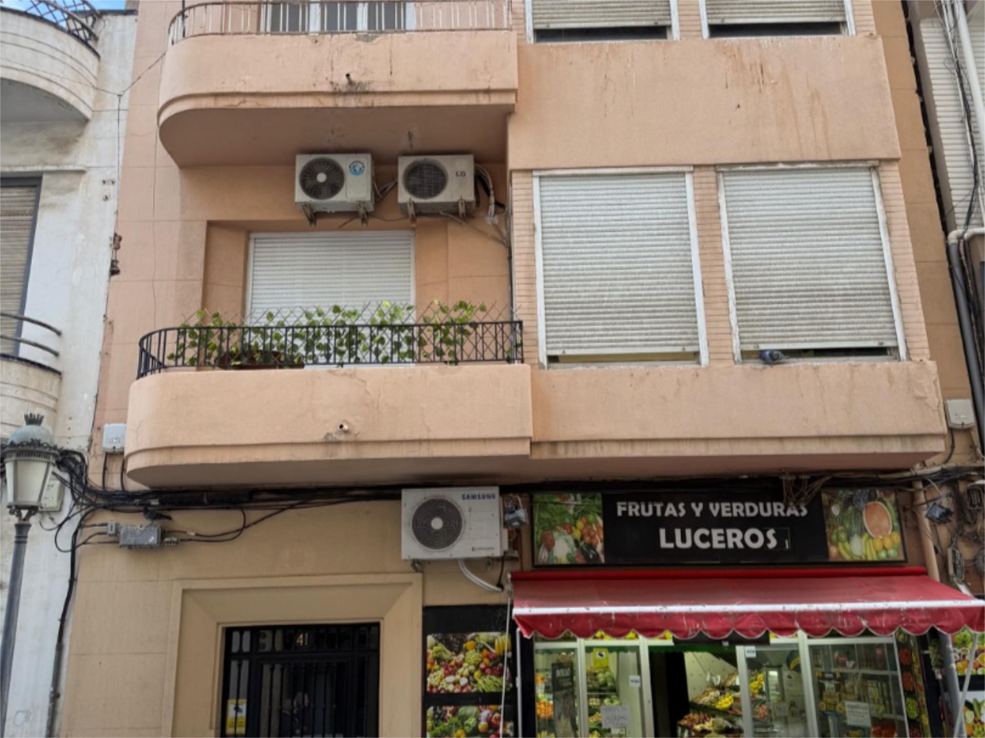 Piso en  Calle del Médico Pascual Pérez 41 - Foto 1