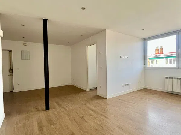 Ático en calle de César González Ruano, 17