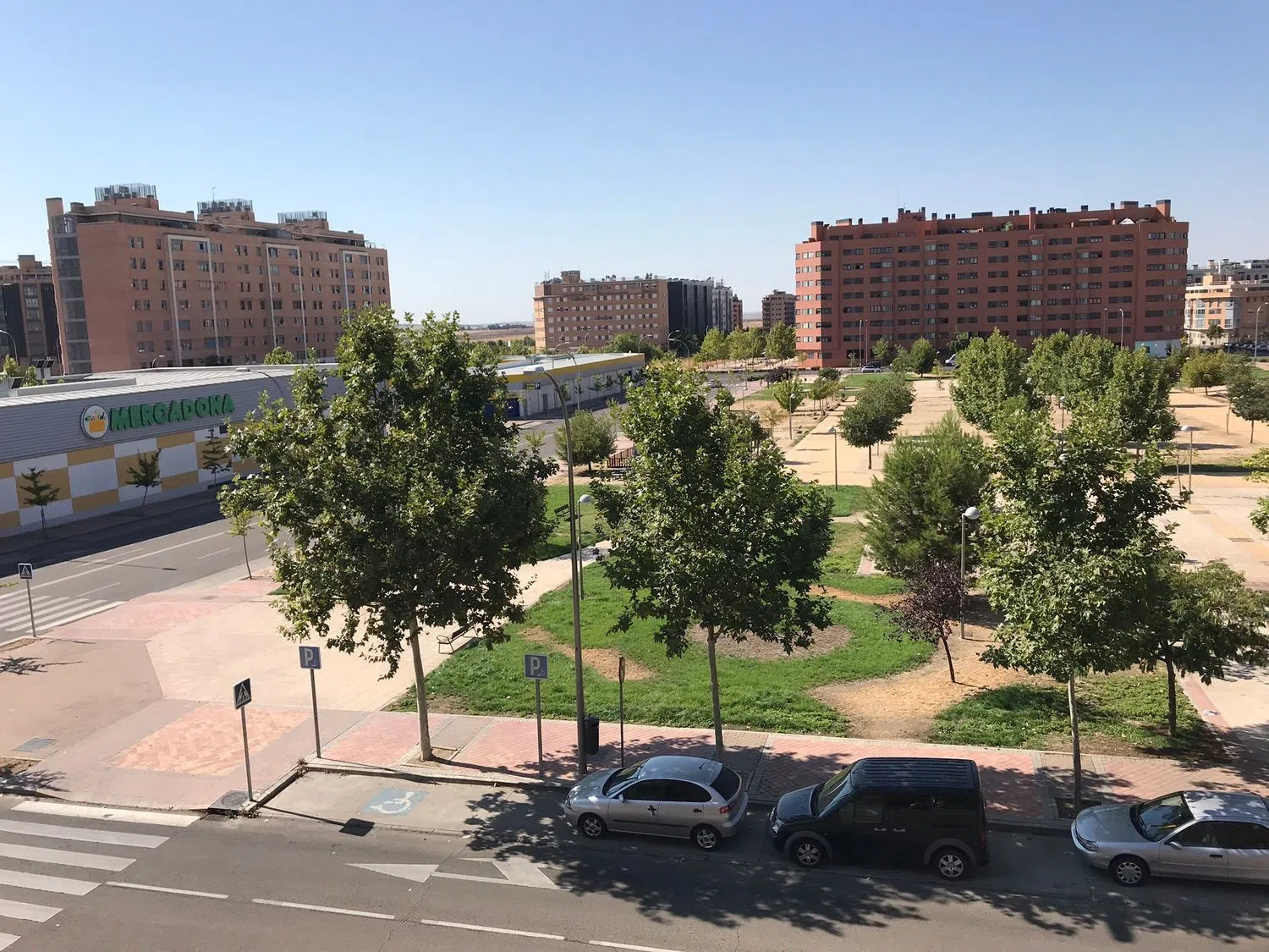 Piso en calle Cardenal Vicente Enrique y Tarancon, 13 - Foto 1