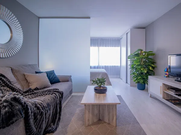 Estudio en calle de Don Juan de Austria, 4