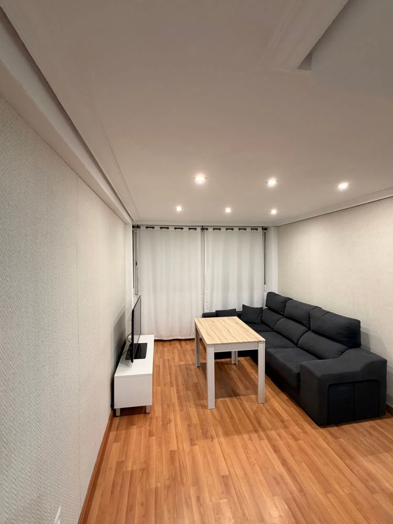 Piso en calle Pintor Velázquez, 1