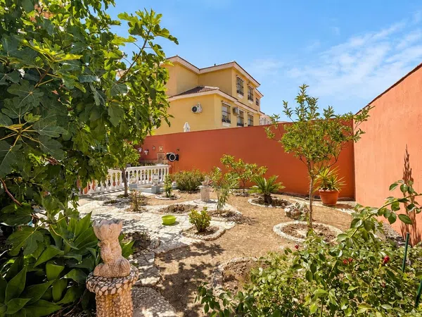 Casa o chalet independiente en Calle Caballero del Febo, 50, Fuente Alegre - El Chaparral - Los Morales - Foto 2