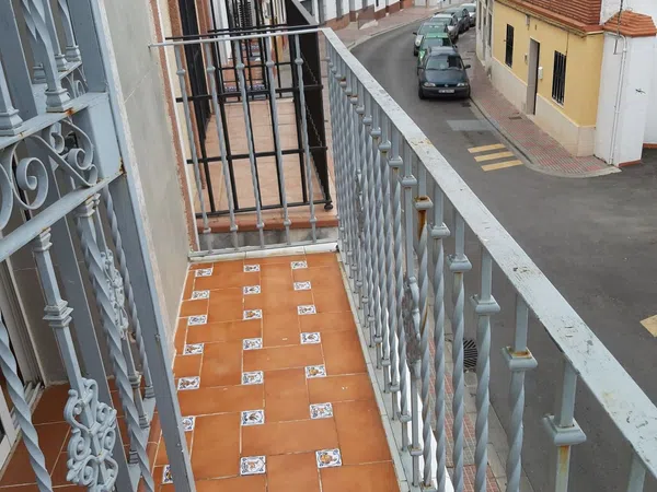 Chalet adosado en Calle Clara Campoamor, 57 - Foto 1