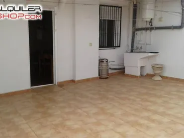 Piso en vivienda centro todo el edificio - Foto 6