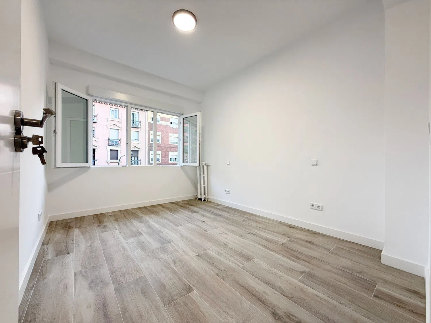 Piso en calle de Bravo Murillo, 319 - Foto 9