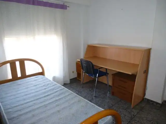 Piso en  Calle Condestable López Dávalos 21 - Foto 5