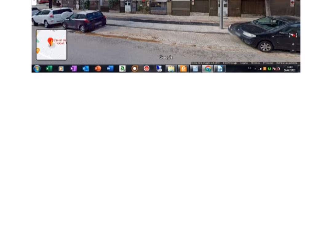 Casa adosada en  Carrer Joan Ripoll i Trobat