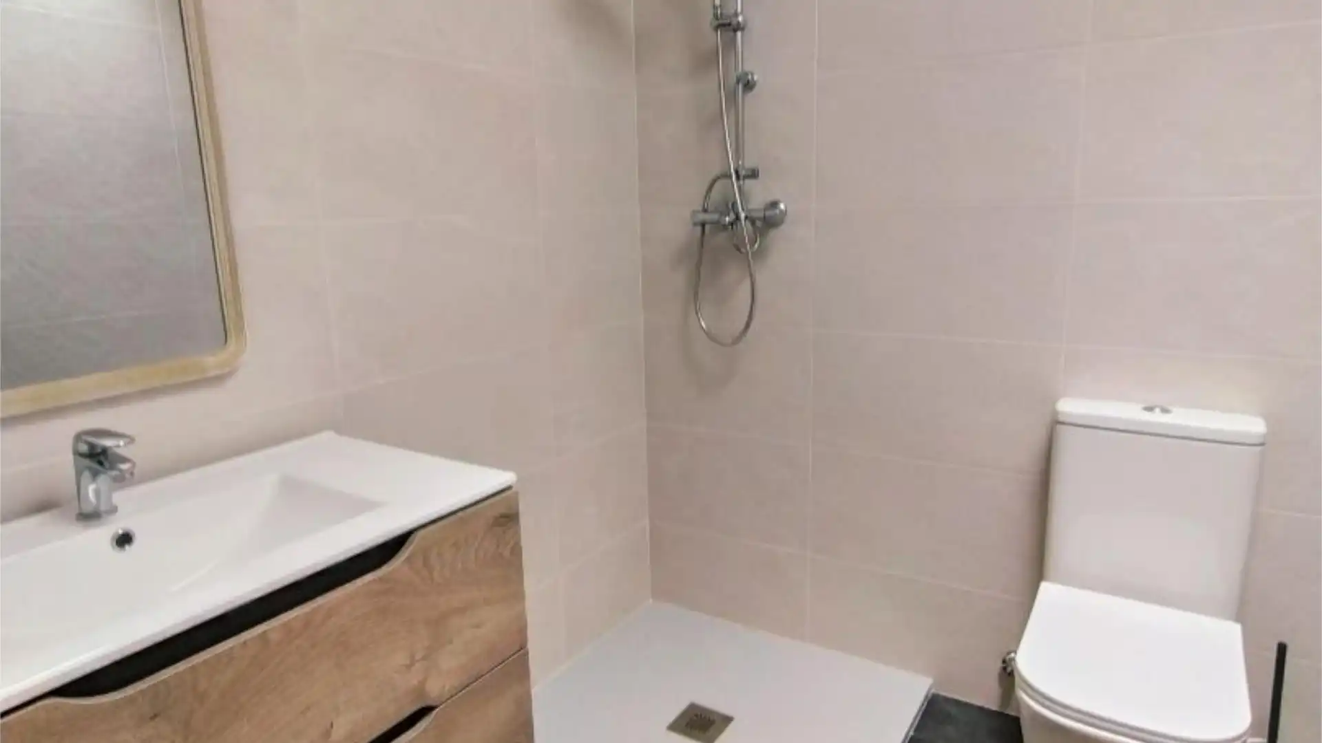 Casa adosada en  Calle Navarra 12 - Foto 38