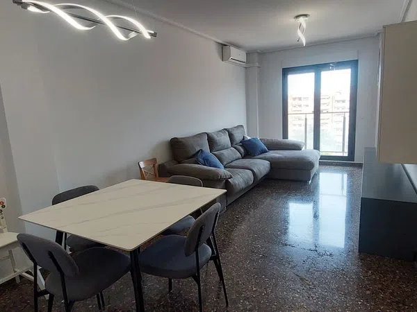 Piso en Calle de Nicolau Primitiu Gómez - Foto 2
