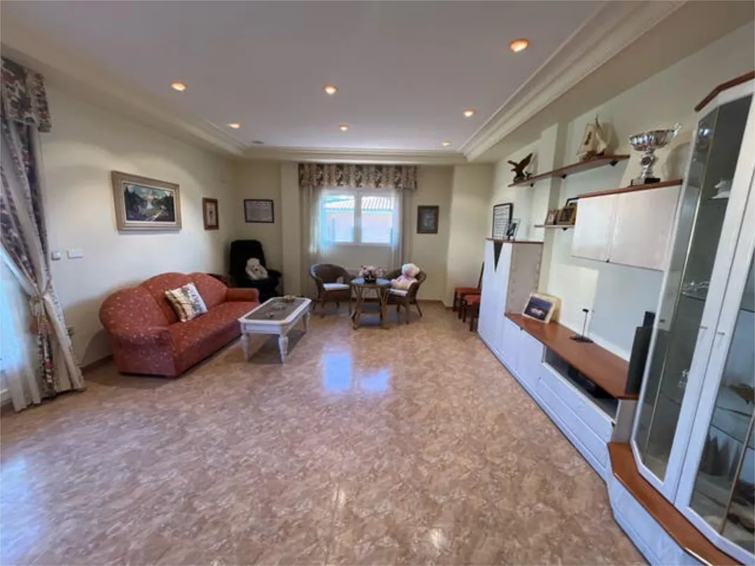 Casa adosada en Altabix - Foto 3