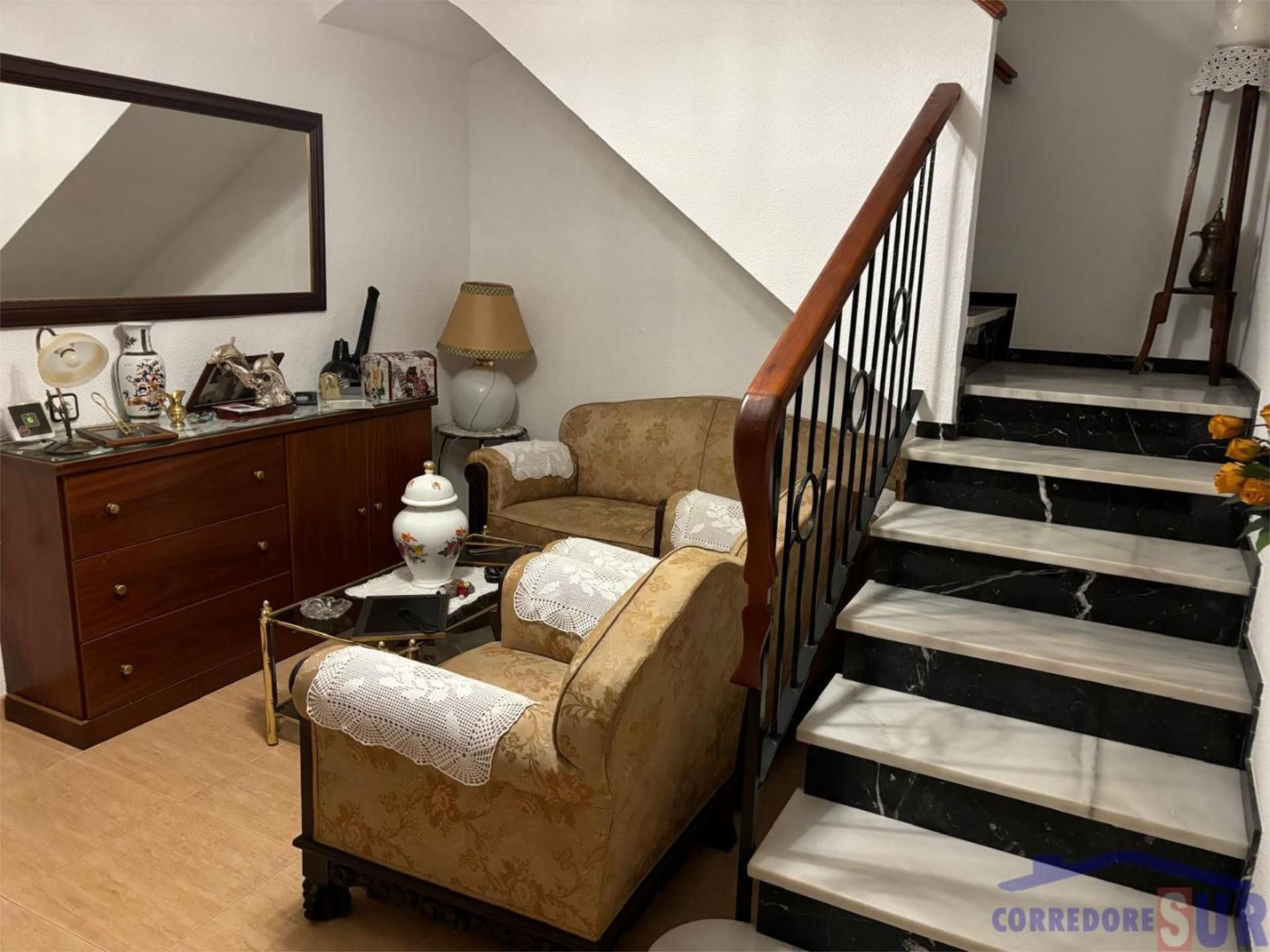 Casa adosada en  Carretera de Madrid 60 - Foto 8