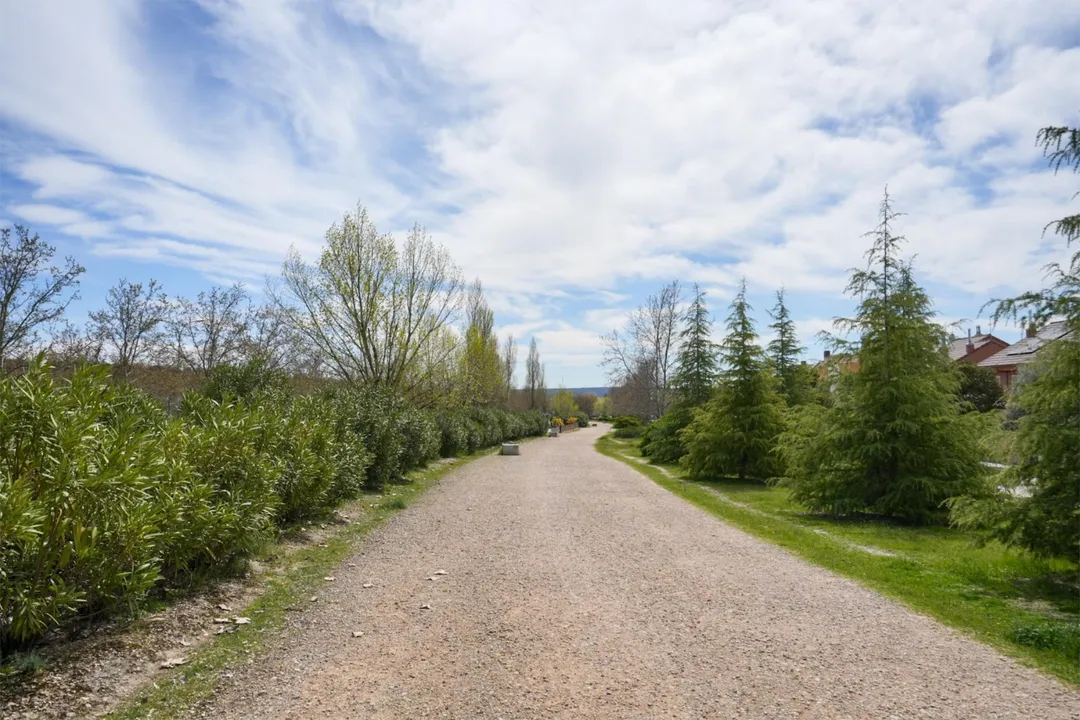 Chalet en  Calle Salvador Allende 92 - Foto 10