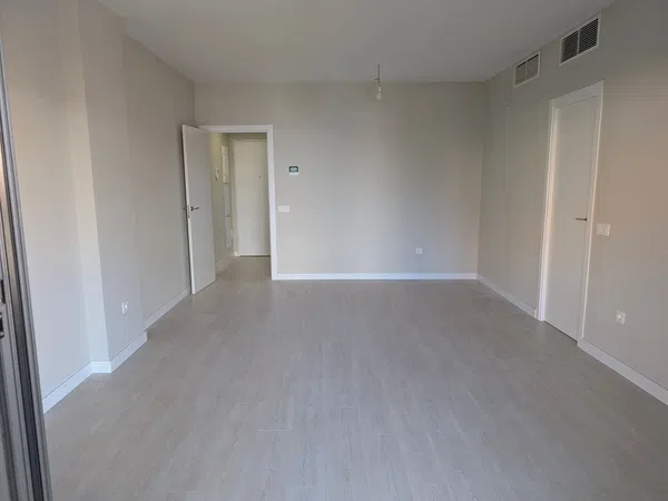 Piso en avenida de las Ciencias, 23