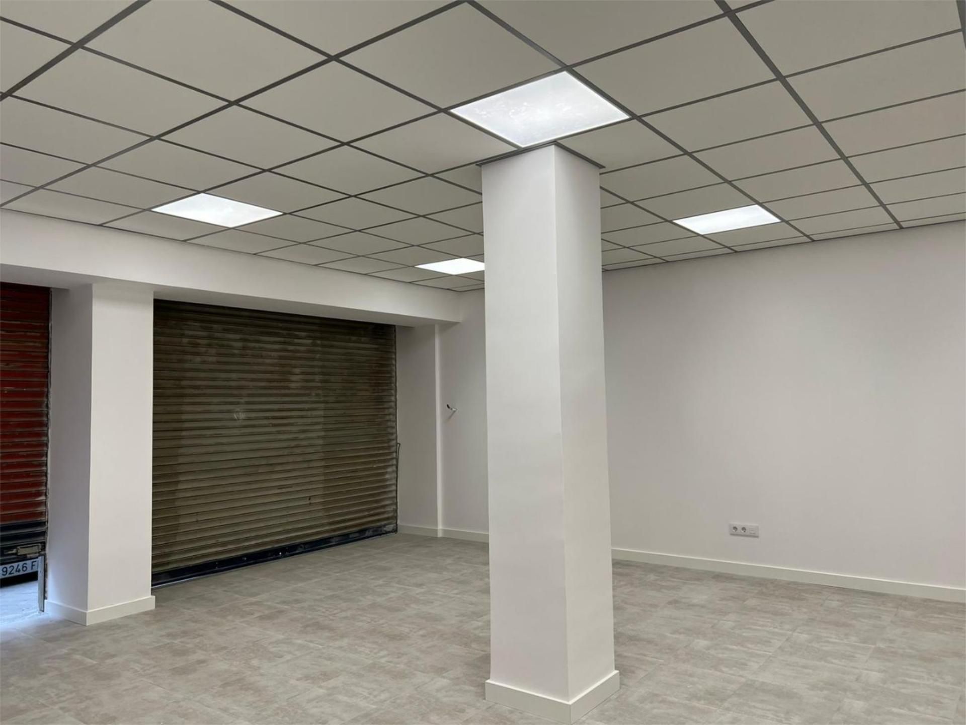 Planta baja en  Calle de Jacinto Verdaguer 13 - Foto 3