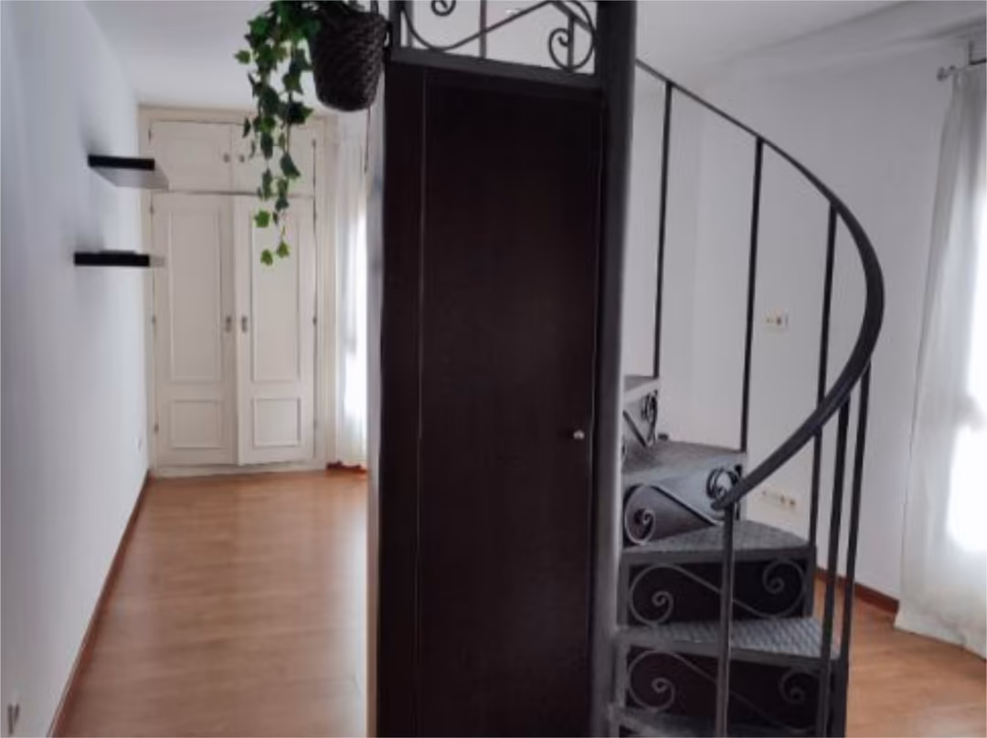 Ático en  Calle del Mesón de Paredes 83 - Foto 4