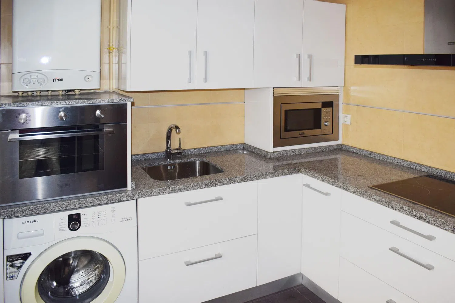 Piso en avenida Diputación, 1 -25 - Foto 3