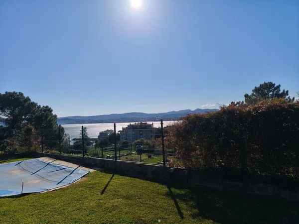 Chalet adosado en Avenida Pontevedra, 18, Cangas, Cangas - Foto 7