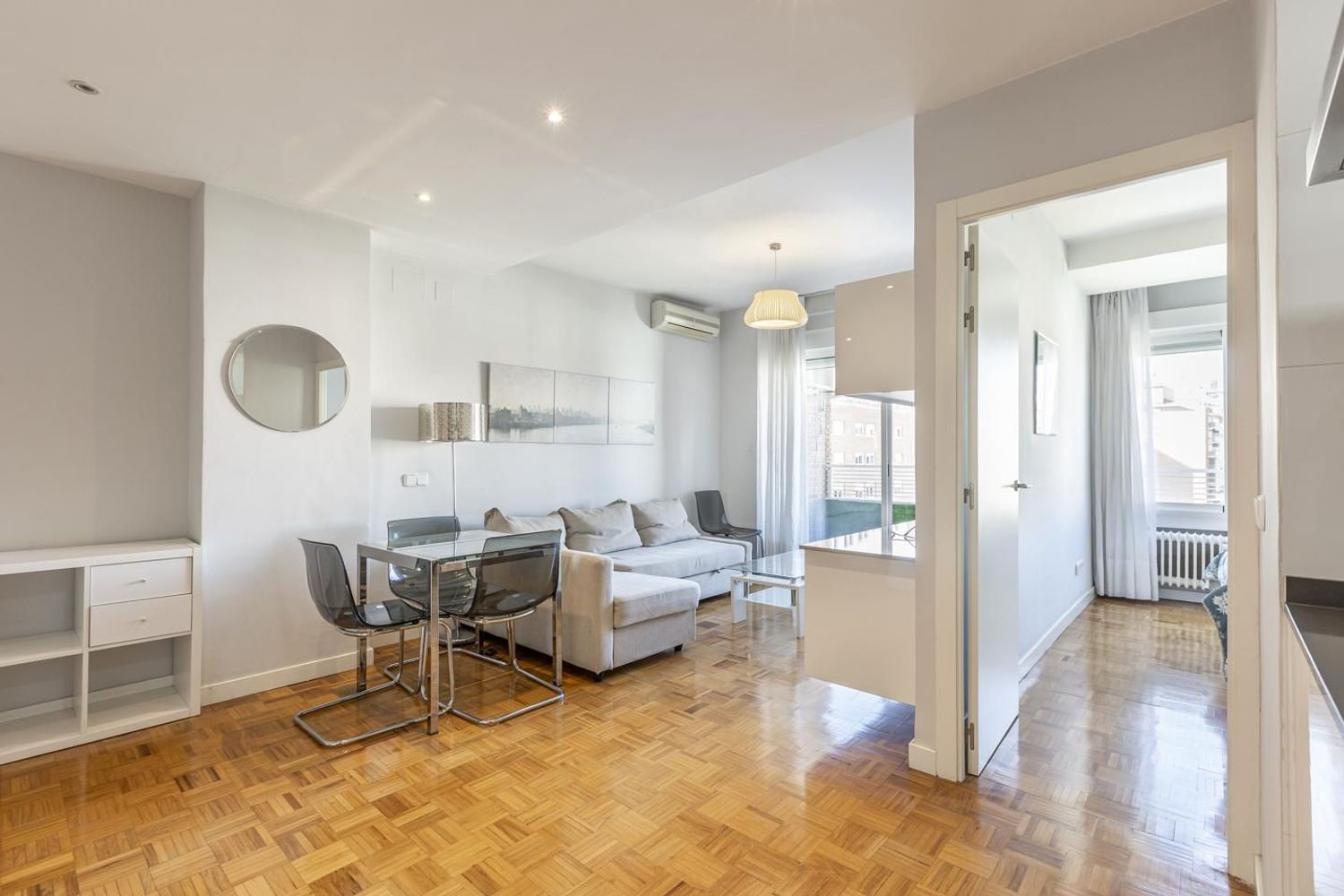 Piso en calle de Clara del Rey, 8