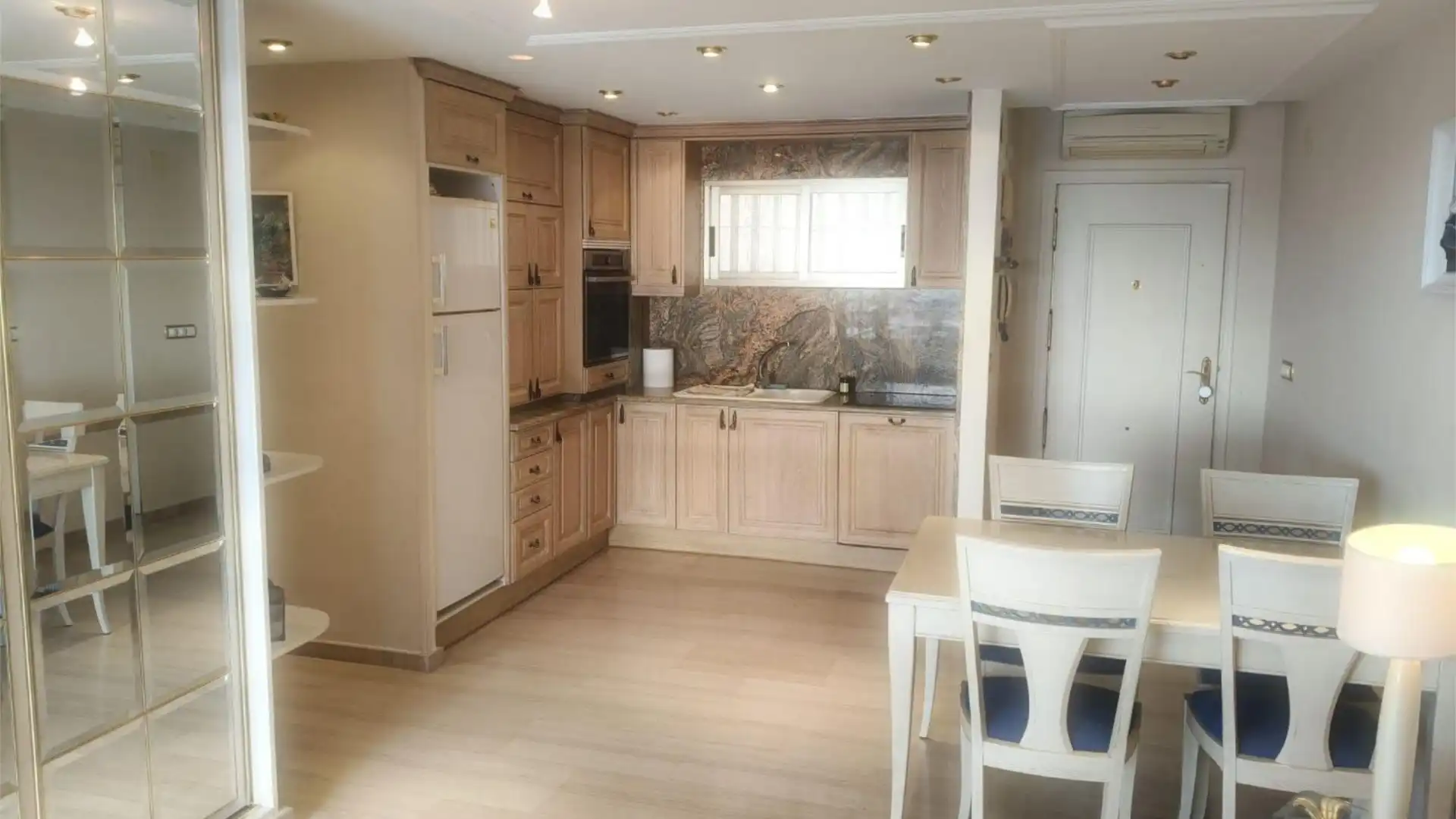 Piso en  Avenida del Puerto 46 - Foto 8