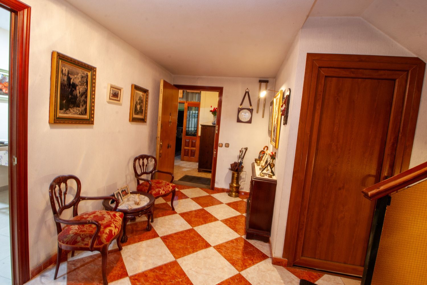 Chalet pareado en Barrio Zona Pueblo - Foto 4