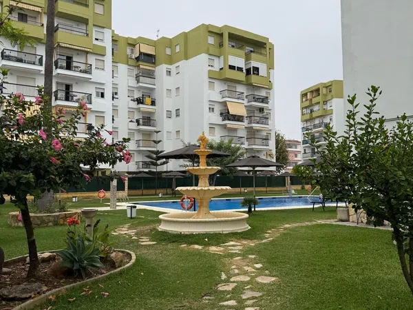 Piso en Avenida Castilla, 31 - Foto 1