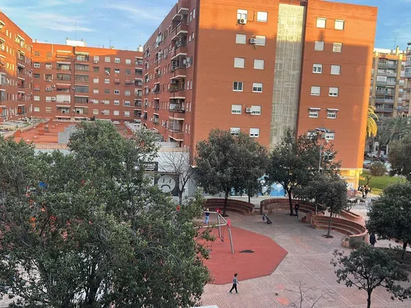 Piso en Plaza d'Holanda - Foto 4