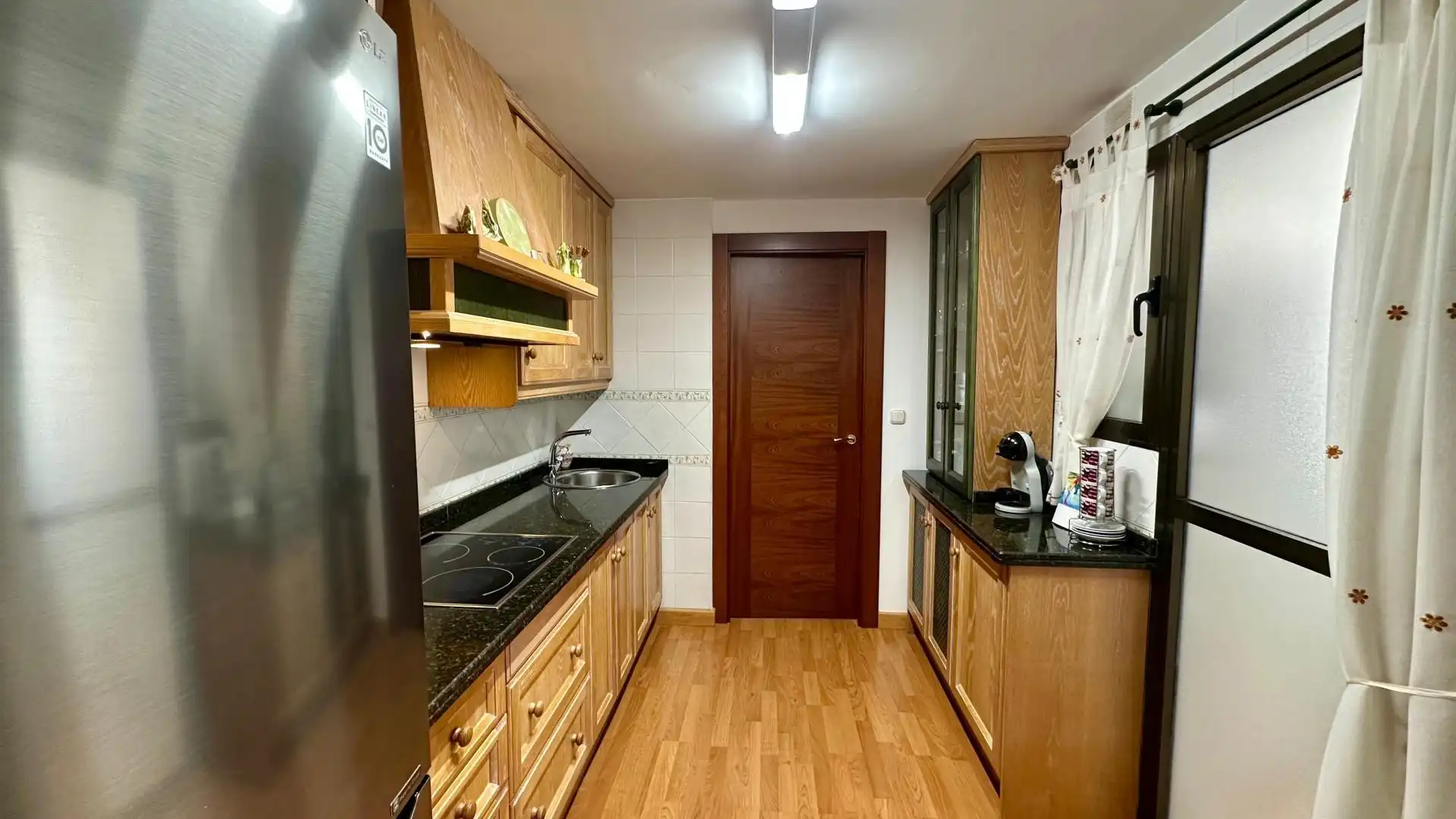 Piso en  Calle Torre de Peralada 3 - Foto 5