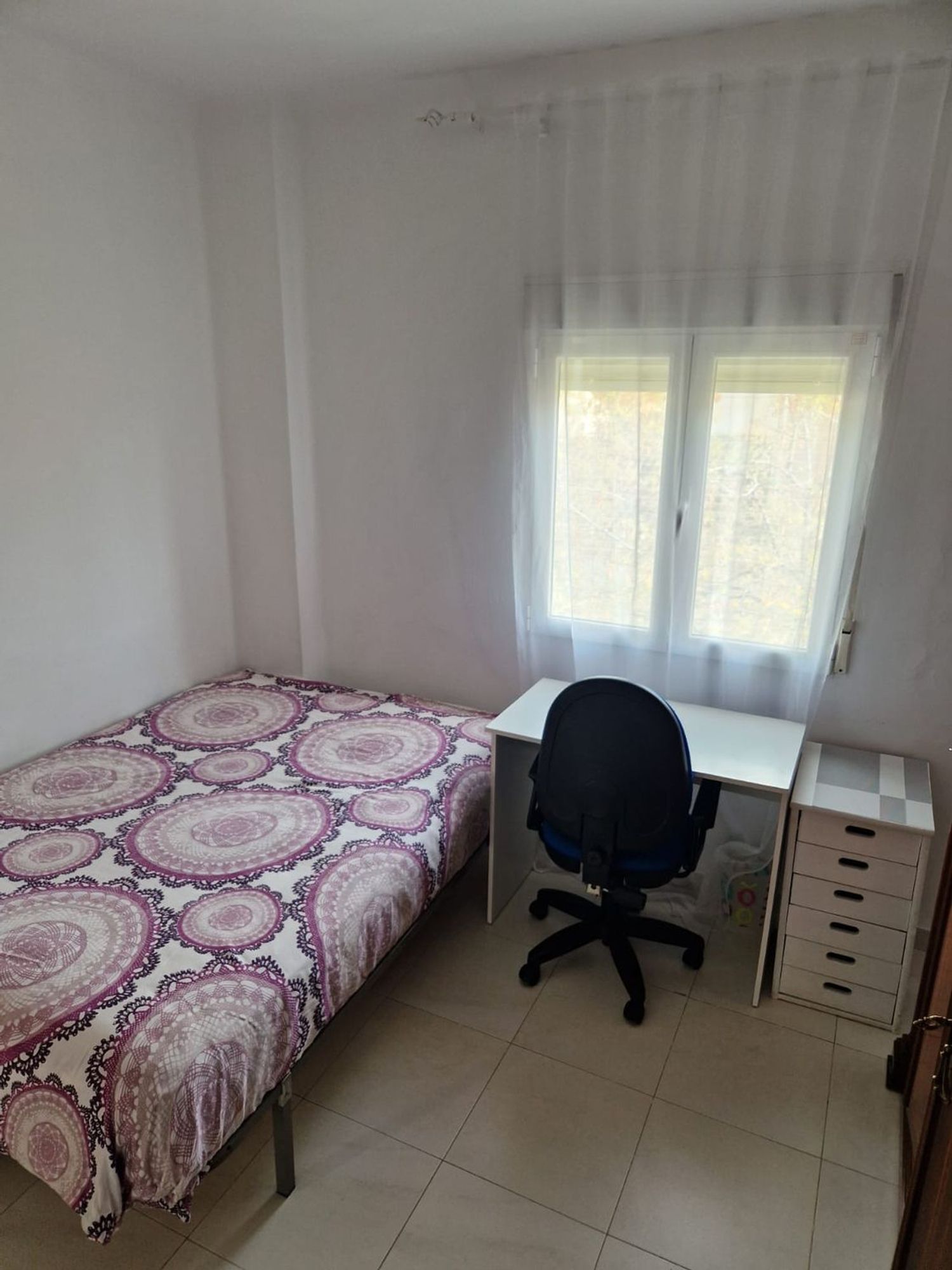 Piso en calle Real de Cartuja, 63 - Foto 2