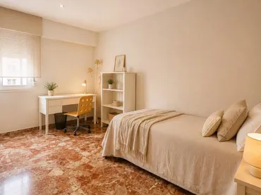 Piso en  Carrer del Doctor Moliner - Foto 8