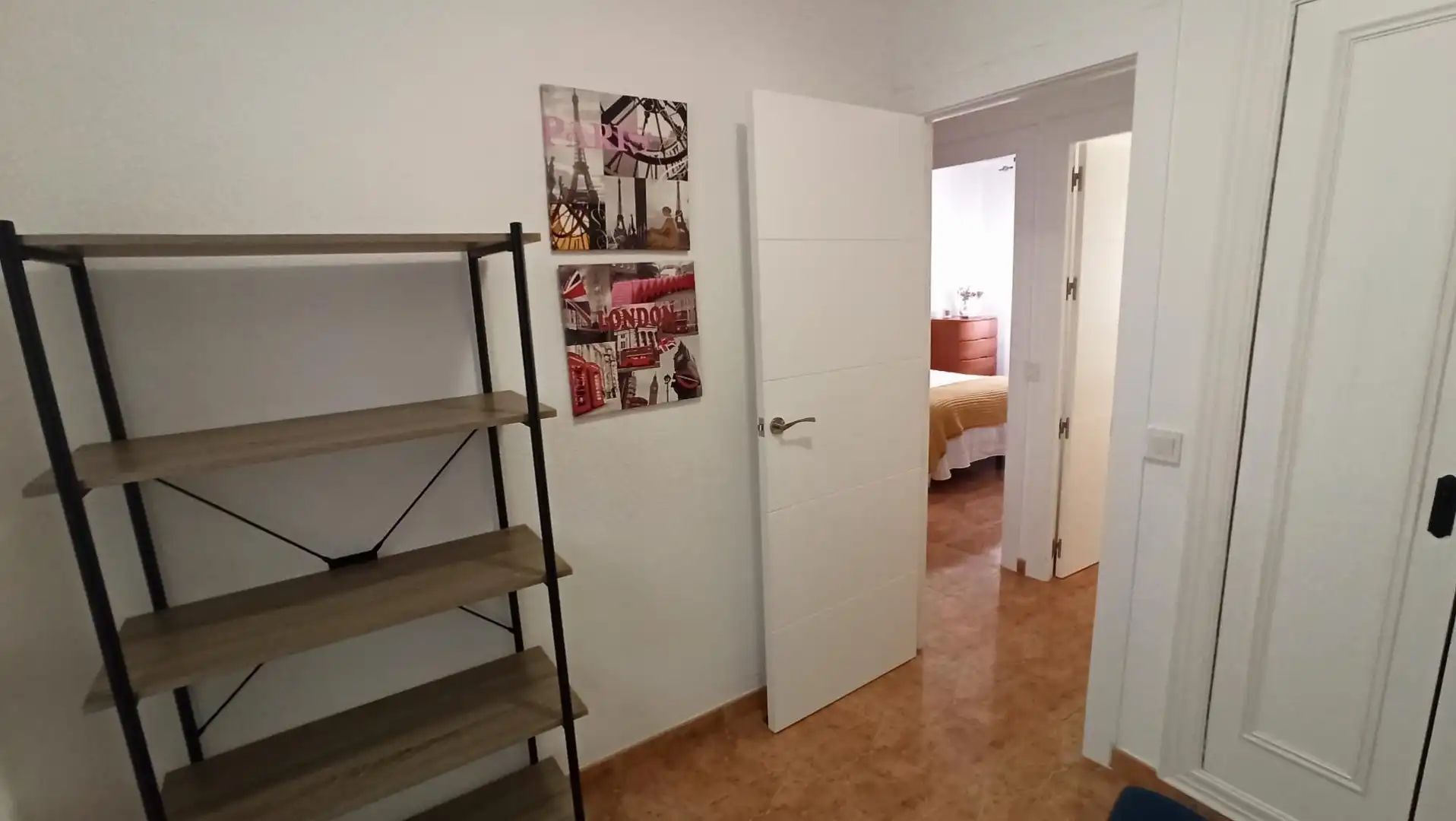 Piso en  Avenida de los Almogávares 38 - Foto 17