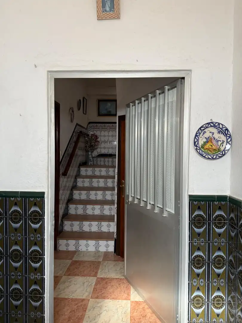 Casa adosada en  Calle Nuestra Señora de la Salud 17 - Foto 6