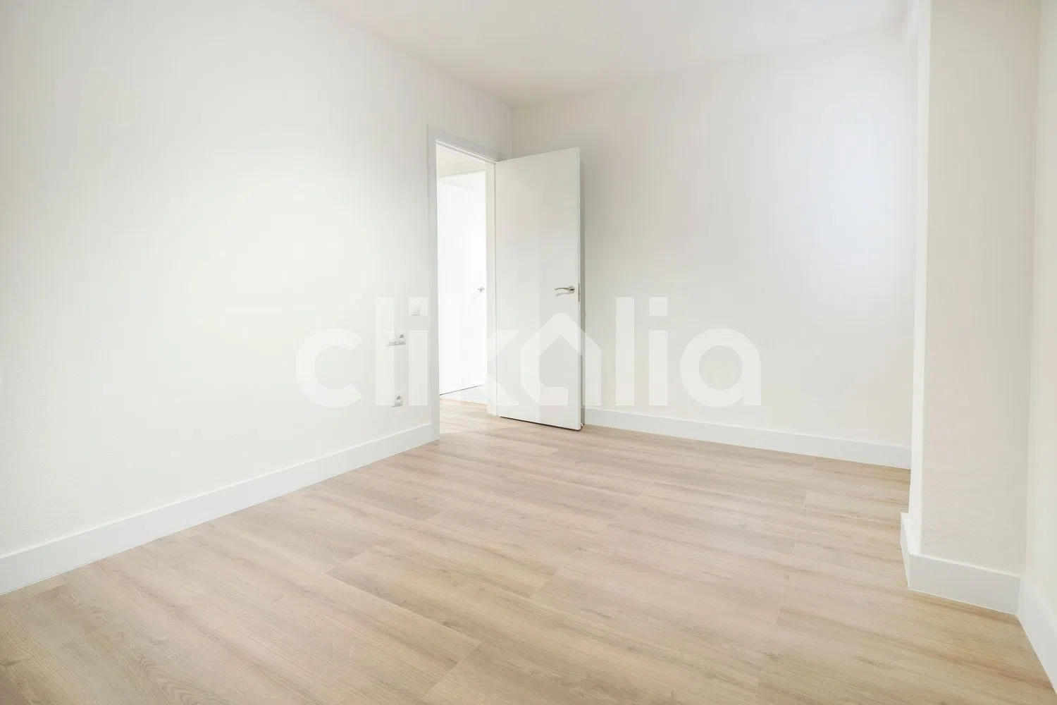 Piso en calle de Sant Marcel·lí - Foto 2