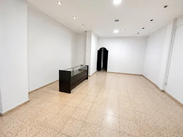 Local comercial en  Carrer del Ceramista Ros 12 - Foto 3