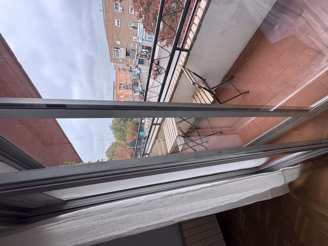 Piso en  Calle Alanís 8