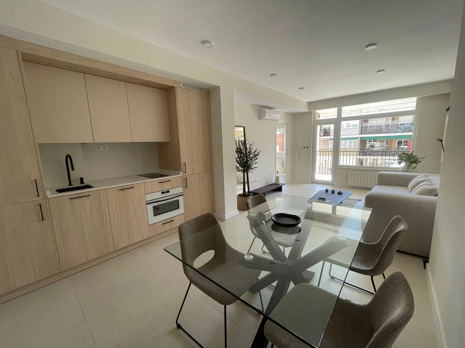 Piso en calle de Clara del Rey, 30 - Foto 8