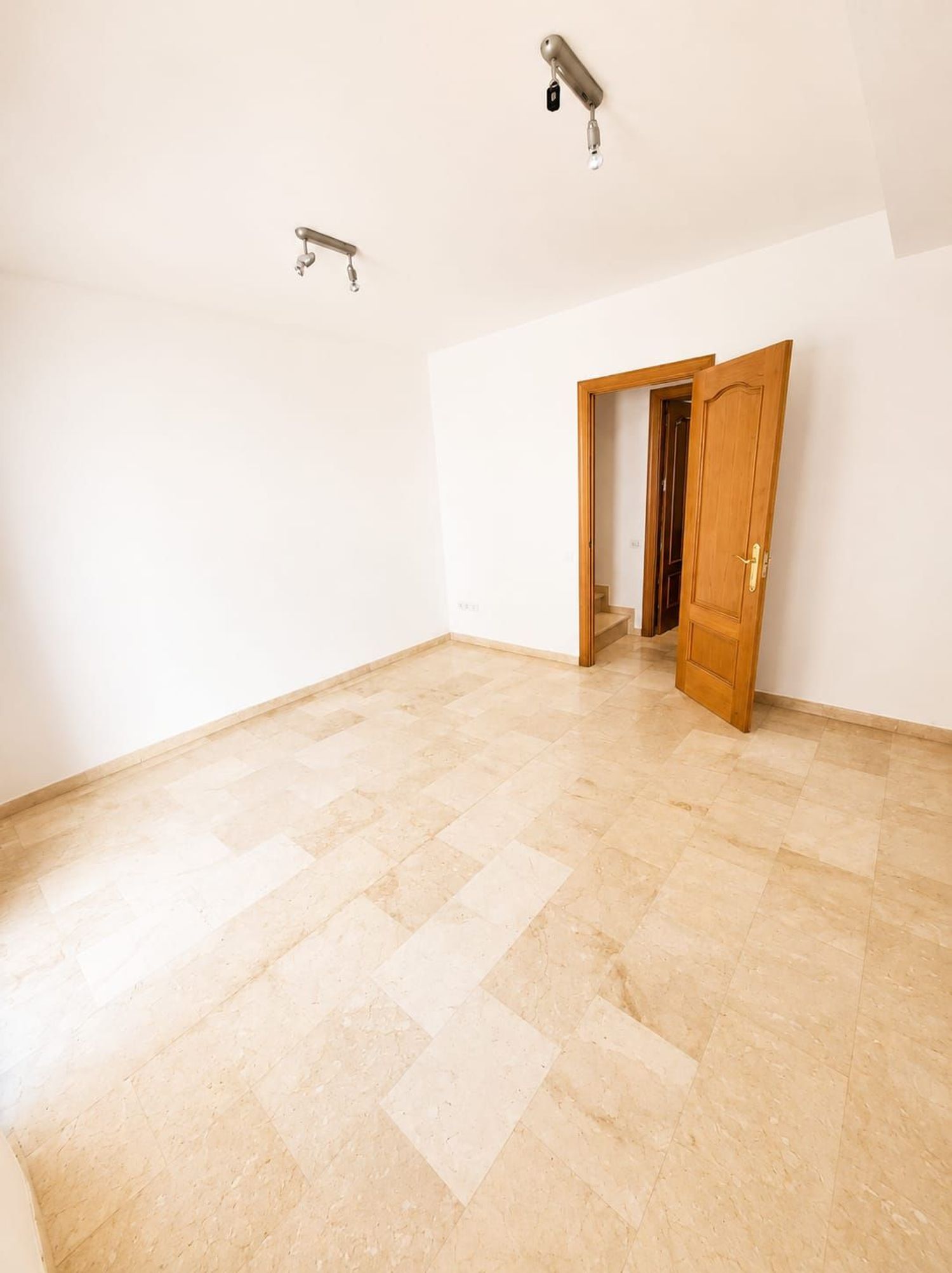 Chalet adosado en Calle de Pontevedra, 17 a - Foto 8