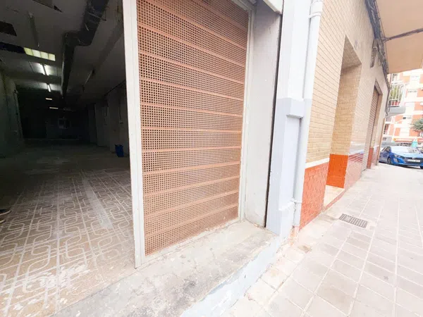Local en Calle dels Pins - Foto 12