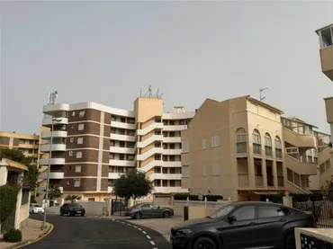 Piso en La Zenia - Foto 1
