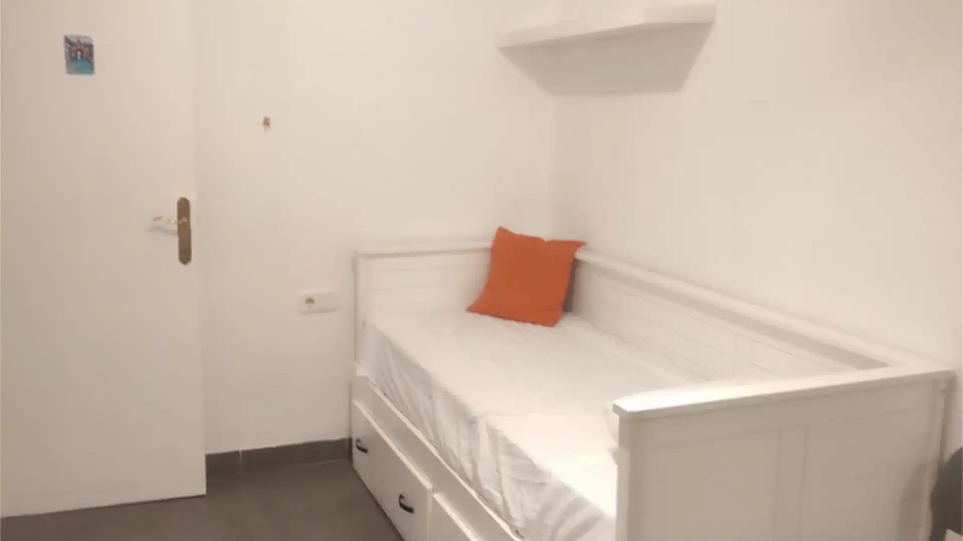 Piso en  Carrer de Sant Lli 4 - Foto 10