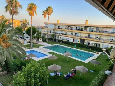 Piso en Martin Carpena - Foto 1