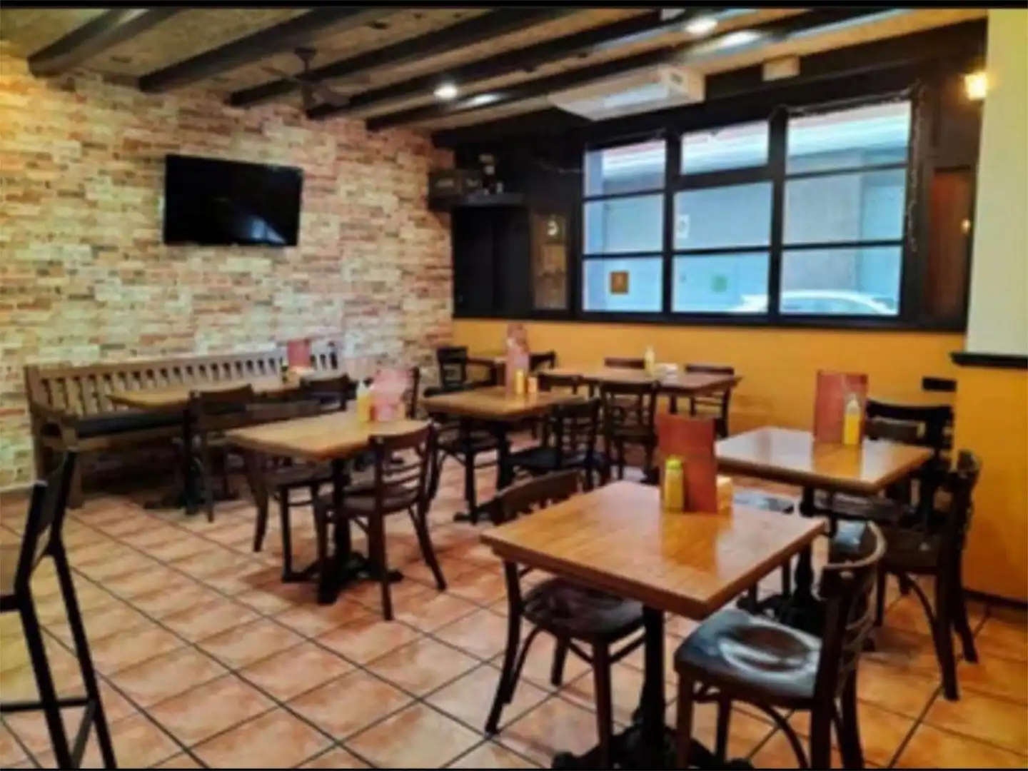 Local comercial en  Carrer de Castella 22 - Foto 3