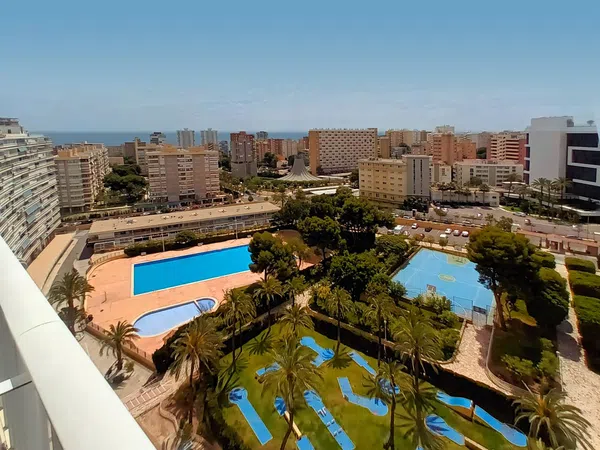 Piso en avenida Benidorm, 18