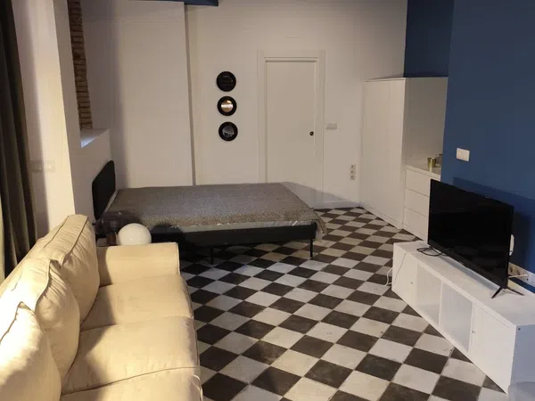 Estudio en calle dels Sants Just i Pastor, 7