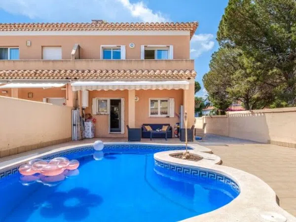 Casa o chalet independiente en Calle Formentera, 21, Centro - Foto 1
